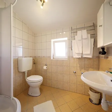 Apartment Josip